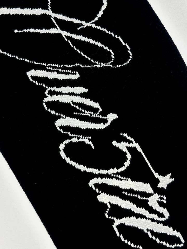 OVER5IZE "uzi" SWEATER BLACK